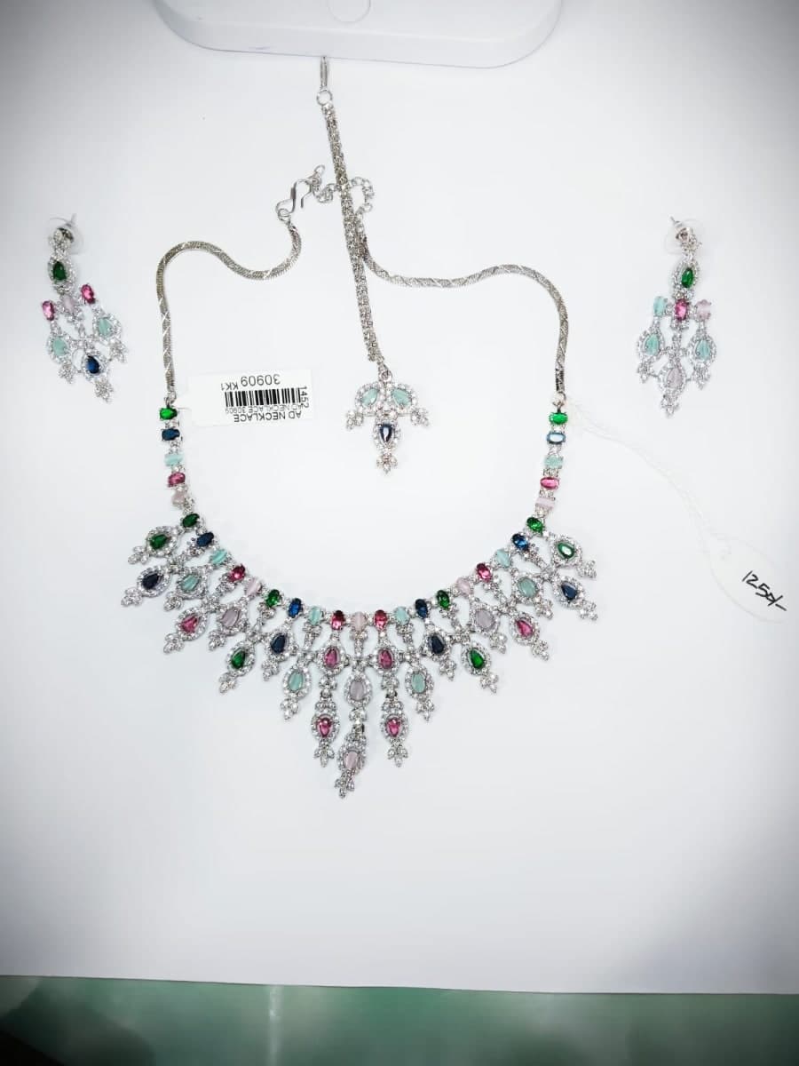 AD Silver-Toned Multicolor Stone-Studded ewellery Set - Silver, Bridal Jewellery Sets - photo 1 of 2
